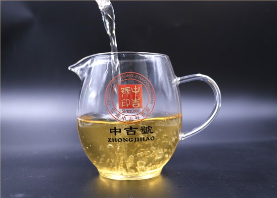 中吉號(hào)茶堂：普洱熟茶和紅茶，哪個(gè)更養(yǎng)胃？